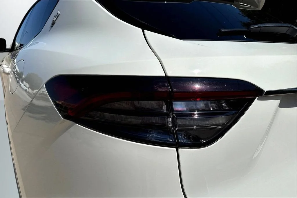 Used 2022 Bianco Maserati GT image 23