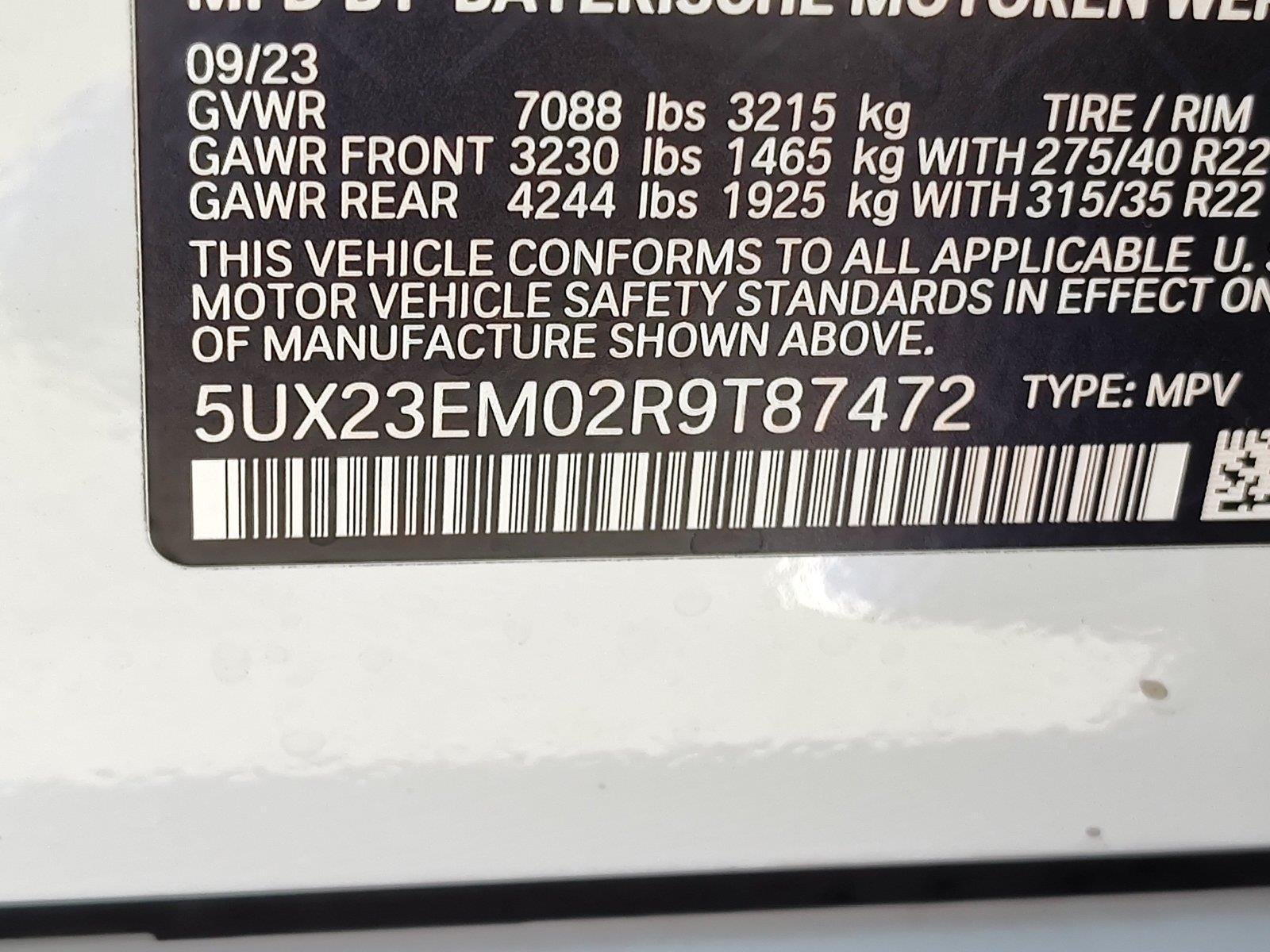 Certified Used 2024 Mineral White Metallic BMW xDrive40i image 17