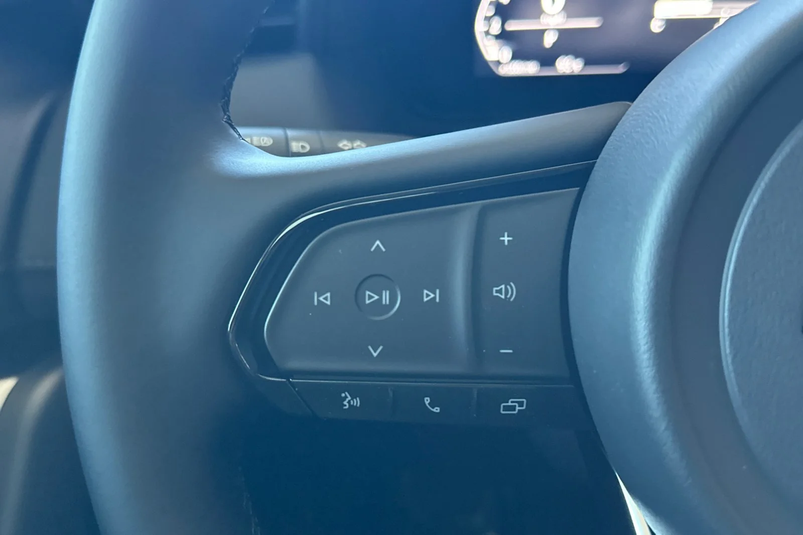 New 2026 Navy Blue Mica Mazda 2.5 S Select AWD image 27