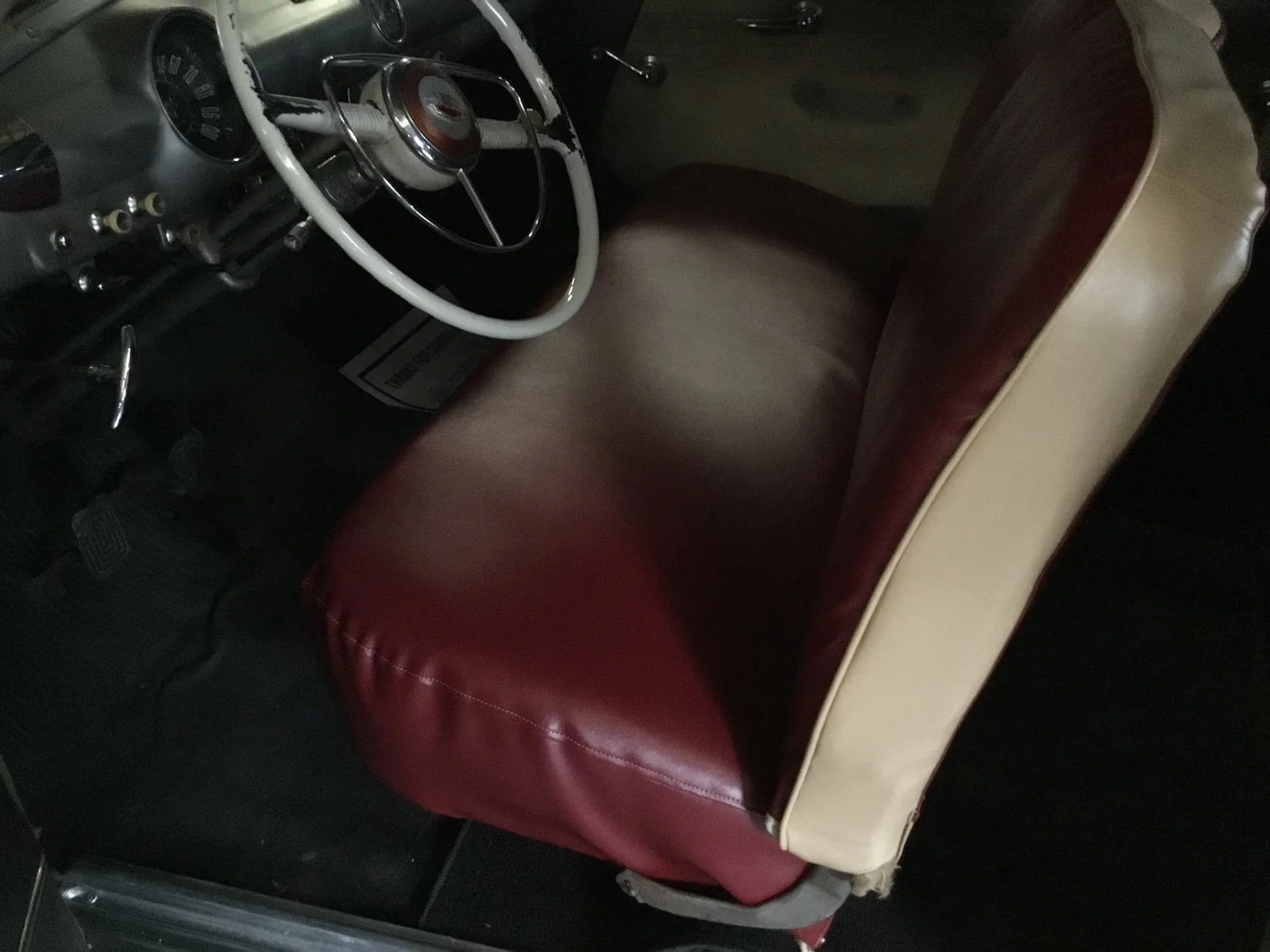 Used 1950  Ford Deluxe image 11