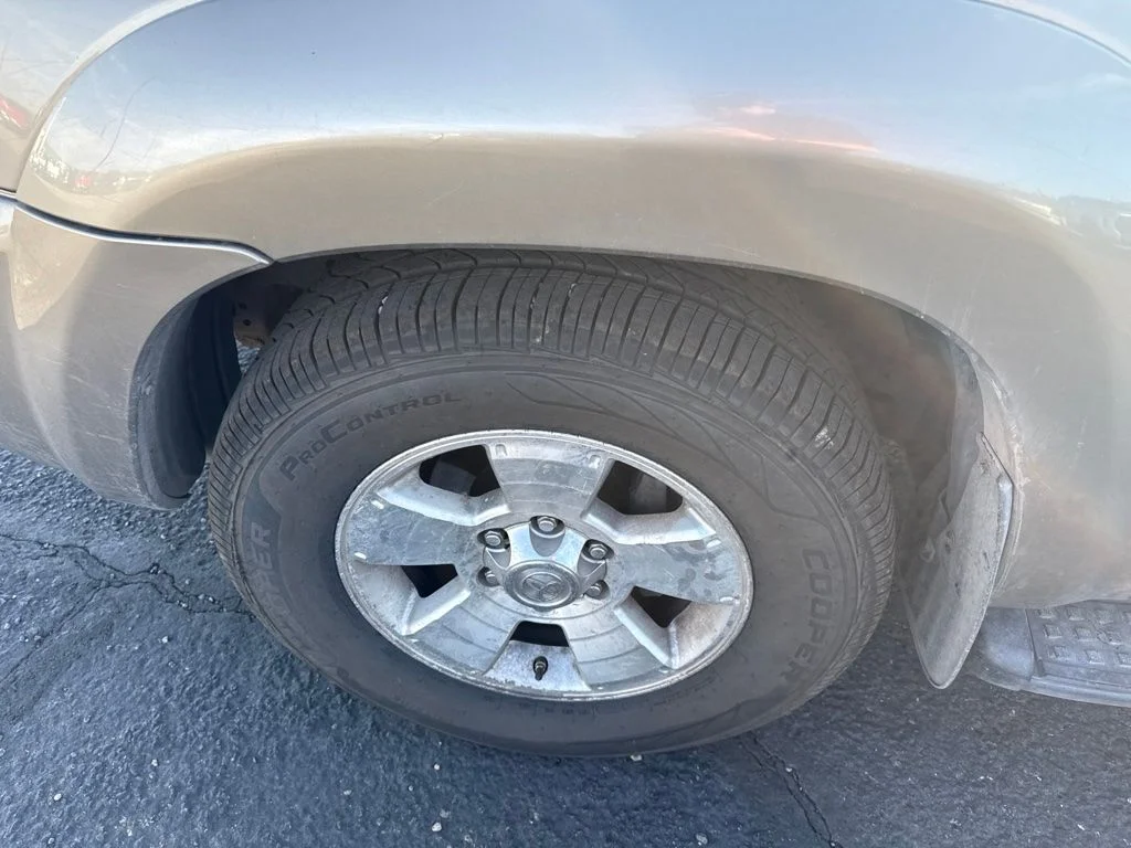 Used 2008 Beige Toyota SR5 image 15