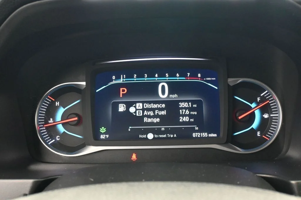 Used 2022 Platinum White Pearl Honda Sport image 28