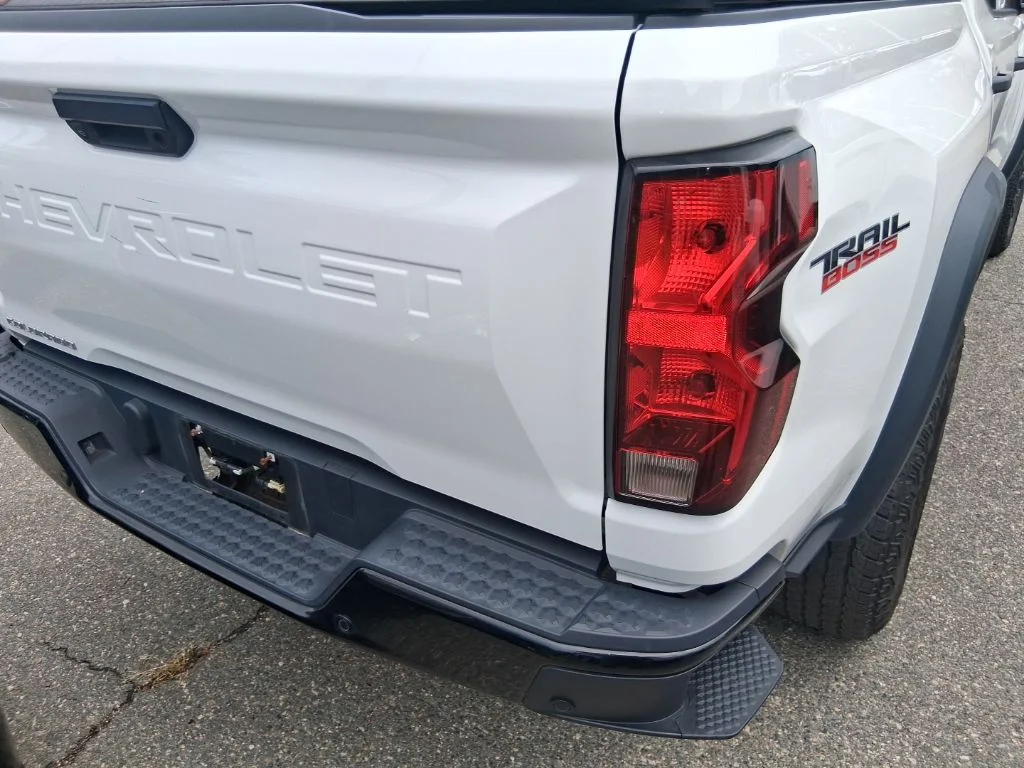 Used 2024 White Chevrolet Trail Boss image 13