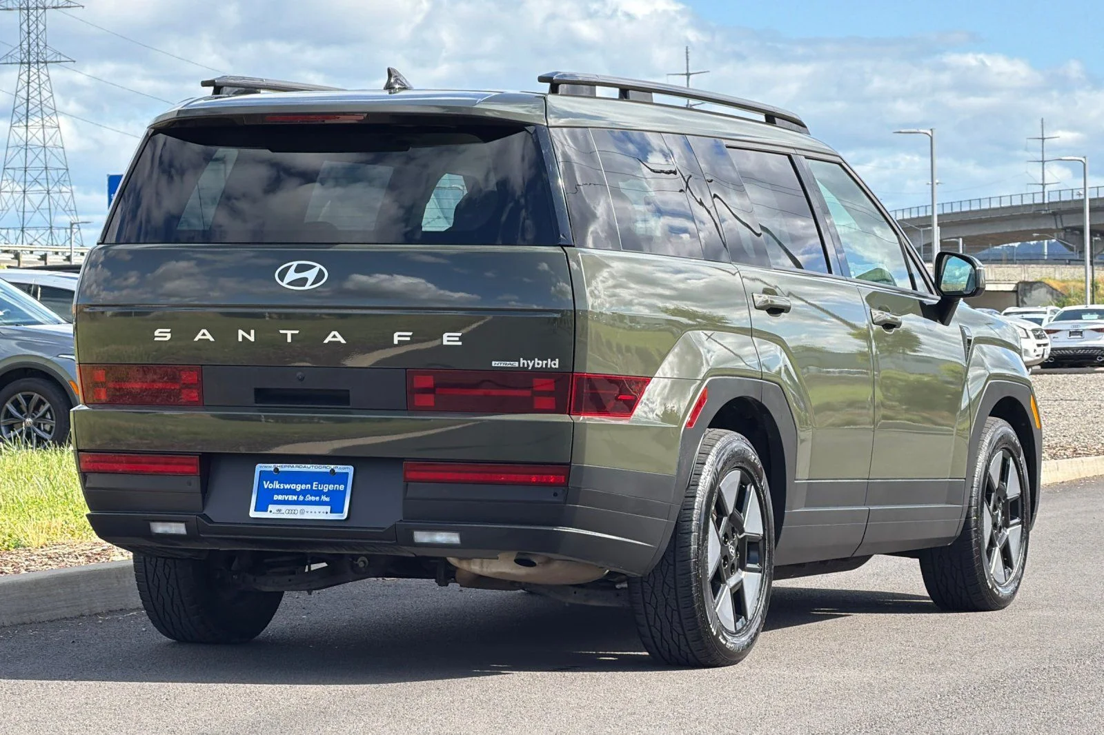 Used 2024 Green Hyundai SEL image 3