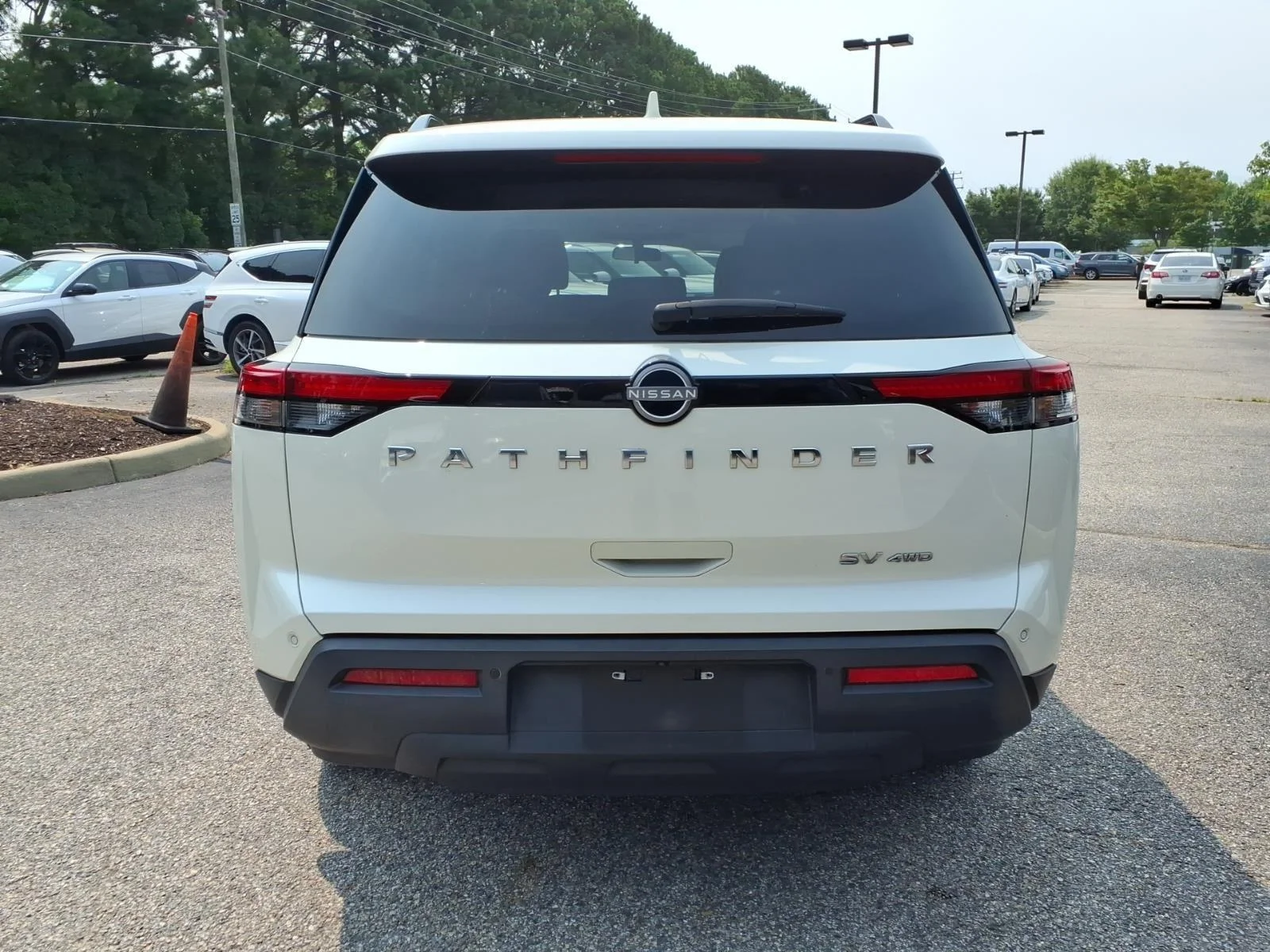 Used 2024 Pearl White Tricoat Nissan SV image 7