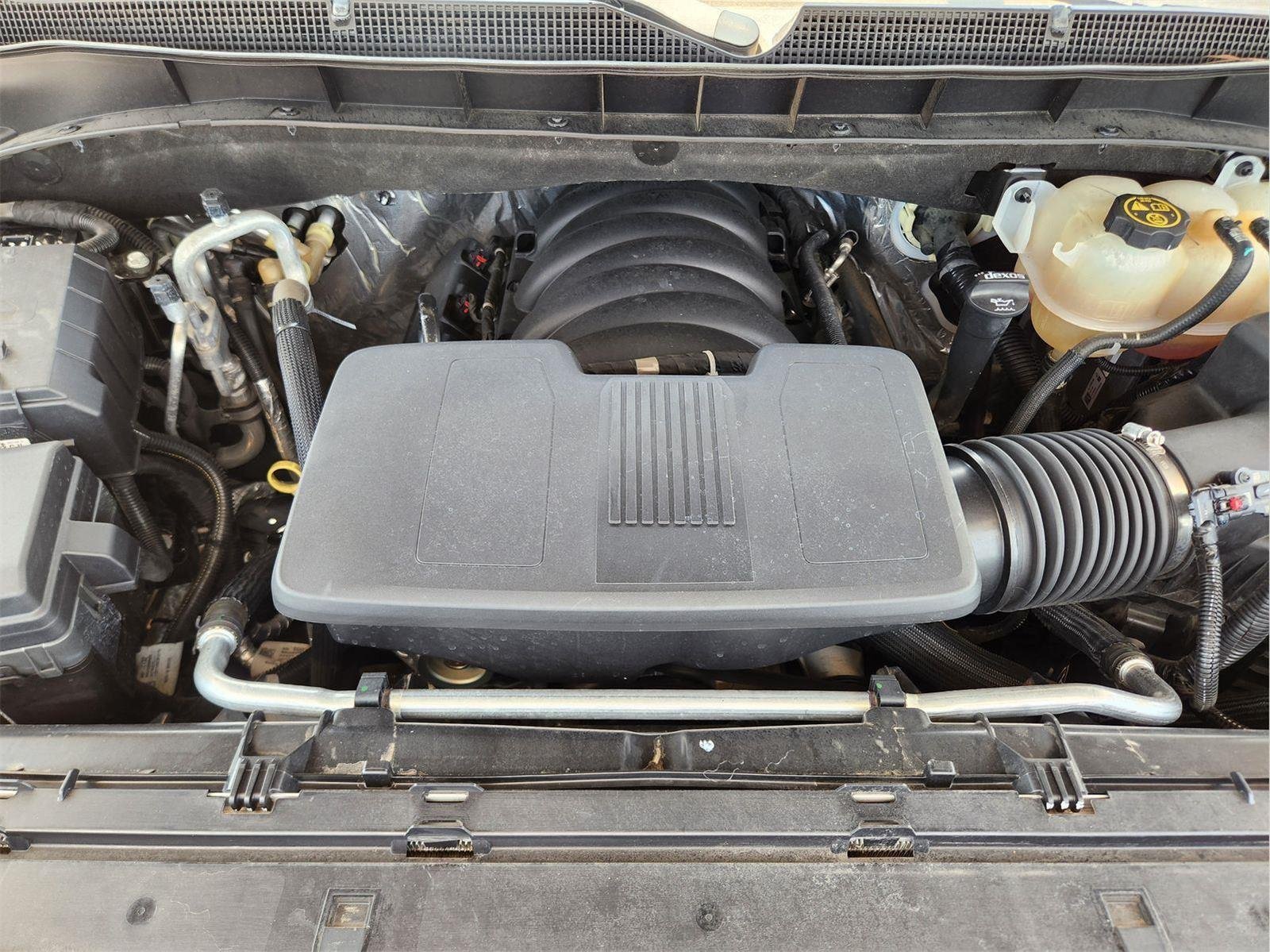 Used 2021 Summit White Chevrolet LT image 30