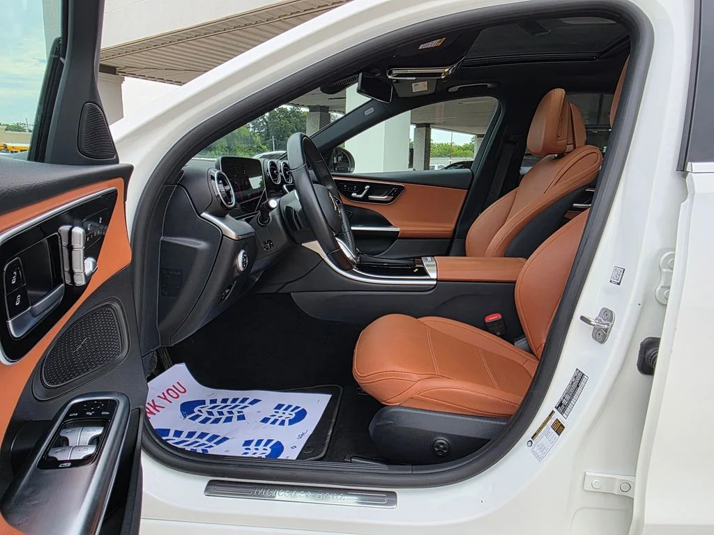 Used 2025 White Mercedes-Benz C 300 image 11