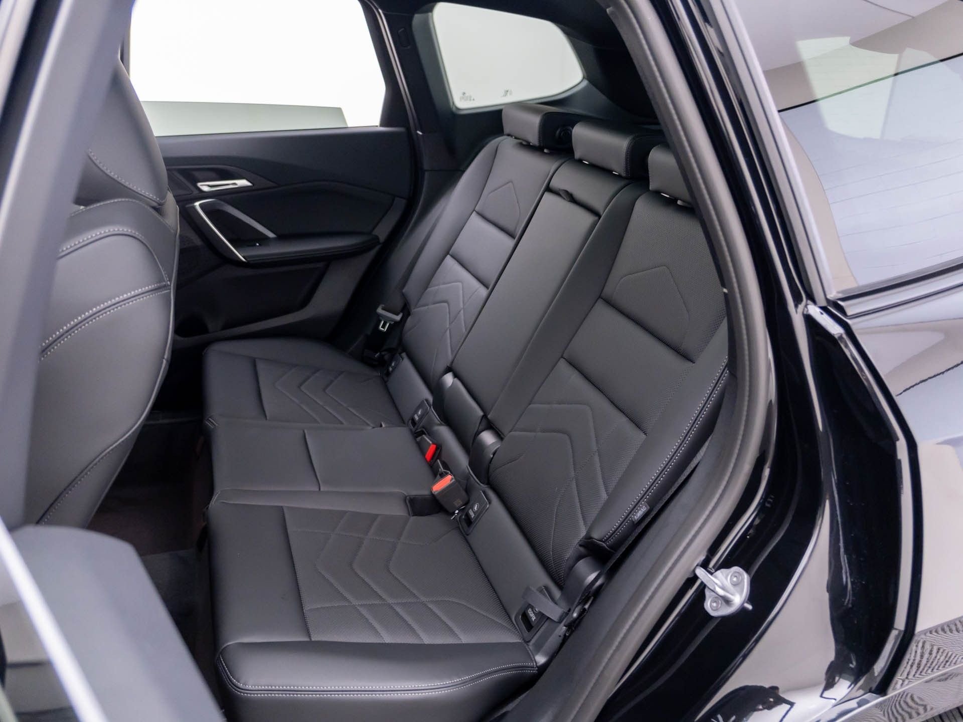 New 2026 Black BMW xDrive28i image 17
