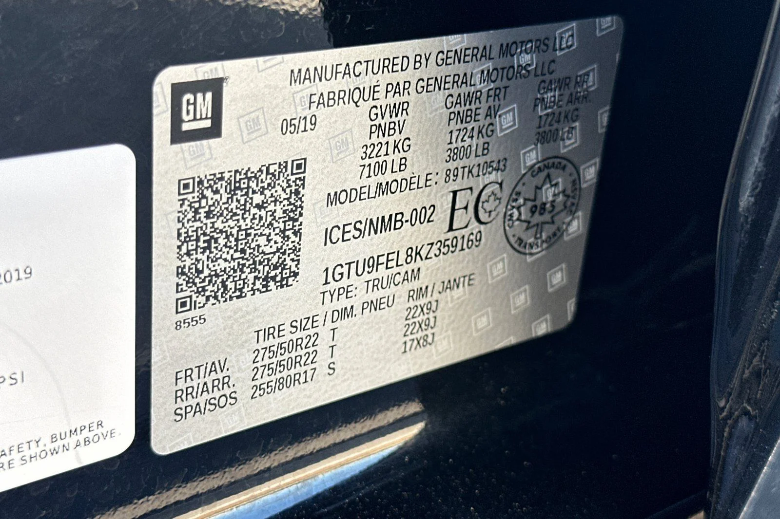 Used 2021 Blue GMC AT4 image 29