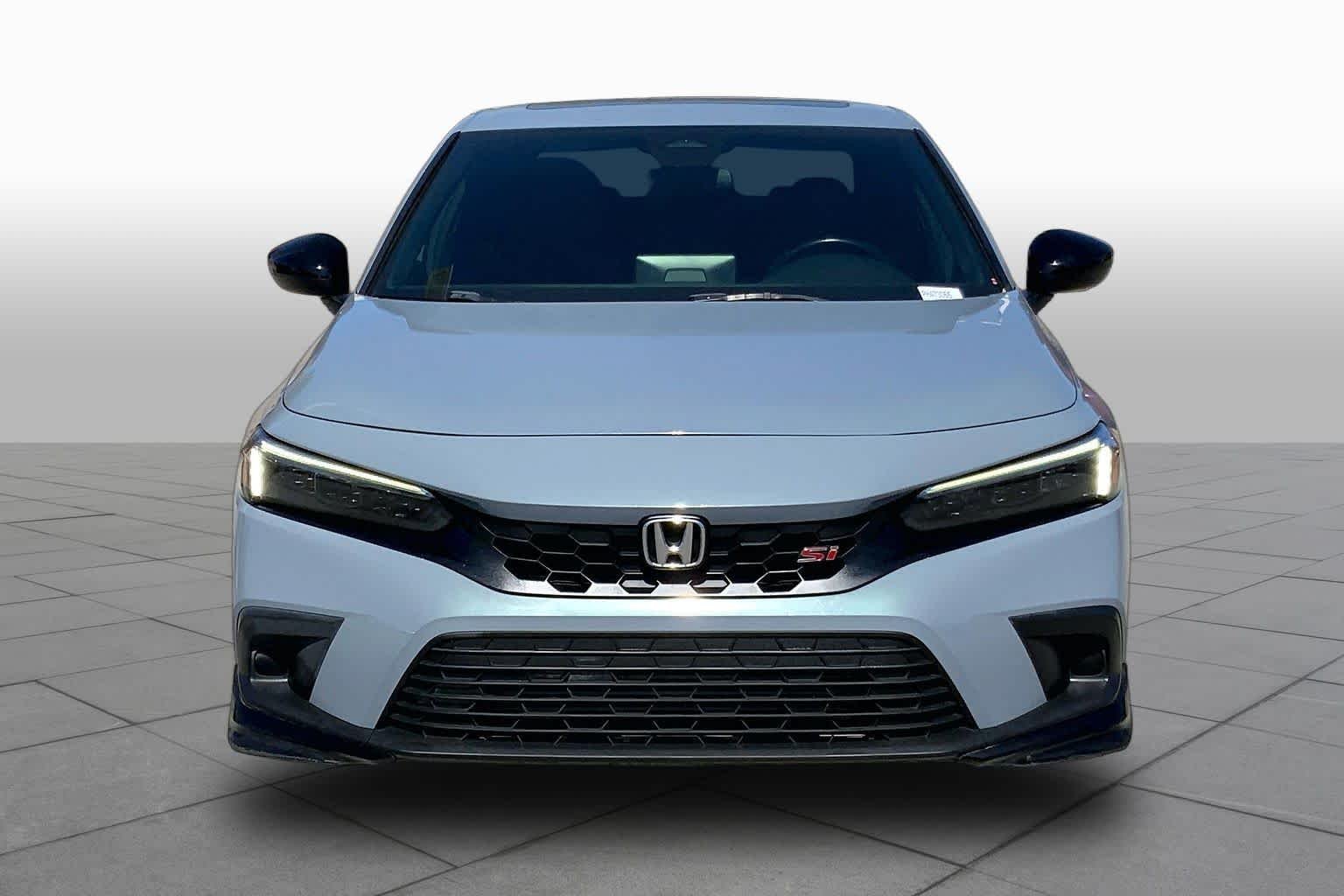 Certified Used 2023 Sonic Gray Pearl Honda  image 3