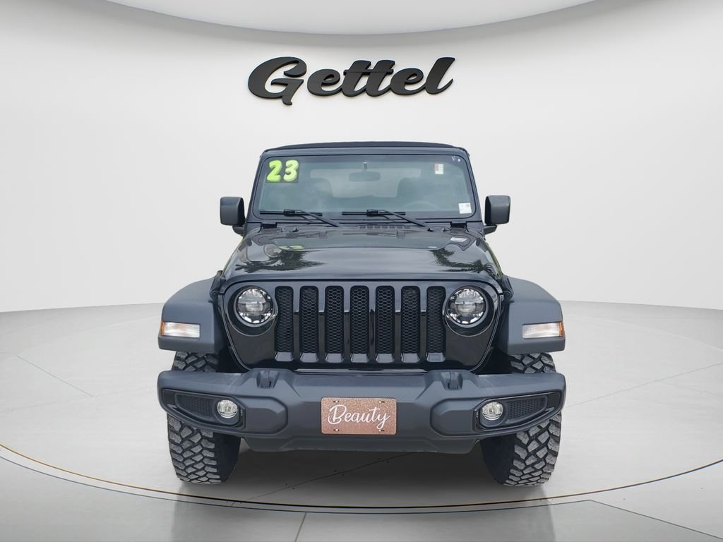 Used 2023 Black Jeep Sport image 2