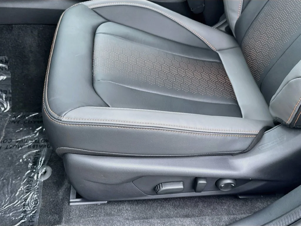 New 2027 Silver Subaru Limited image 23