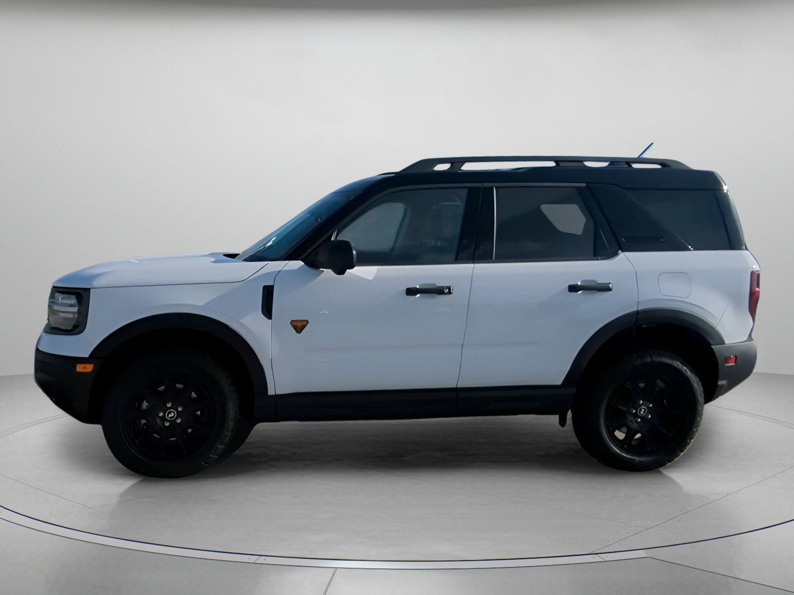 New 2026 Oxford White Ford Badlands® image 13