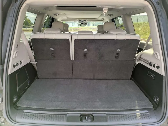 Used 2023 Black Jeep Series III image 13