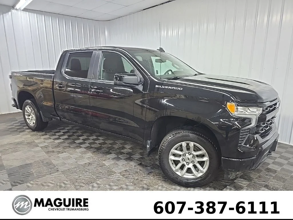 Used 2023 Black Chevrolet RST image 7