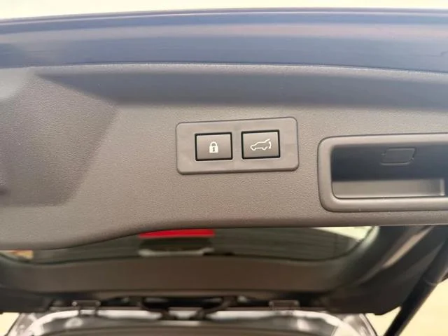 New 2026 MAGNETITE GRAY METALLIC Subaru Limited XT image 21