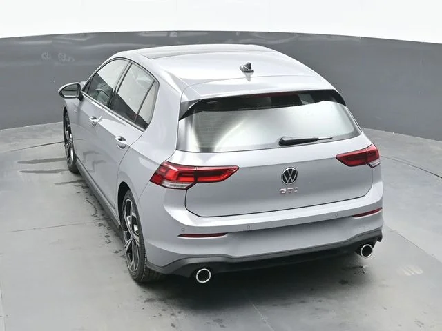 2026 Volkswagen Golf GTI SE - Photo 10