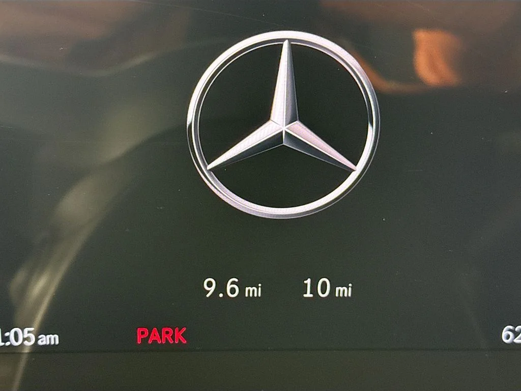 New 2026 Obsidian Black Metallic Mercedes-Benz GLC 300 image 13