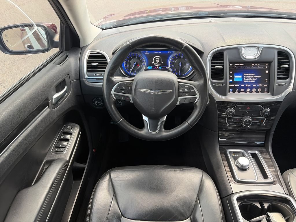 Used 2016 Velvet Chrysler Limited image 13