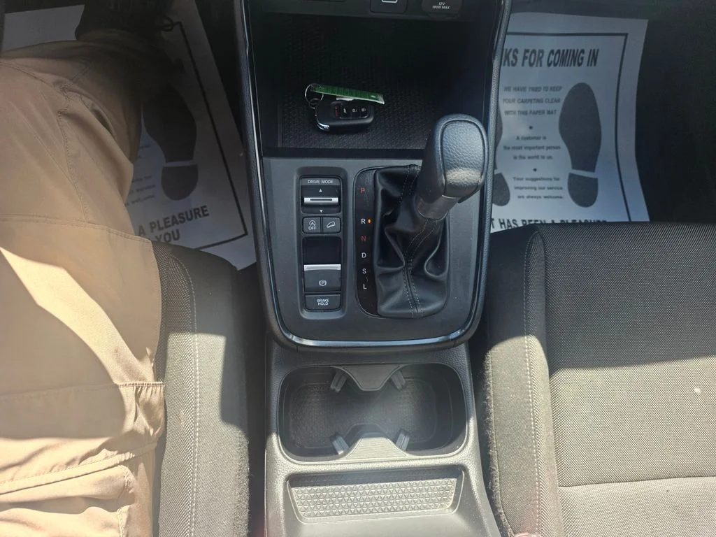 Used 2023 Lunar Silver Metallic Honda LX image 20