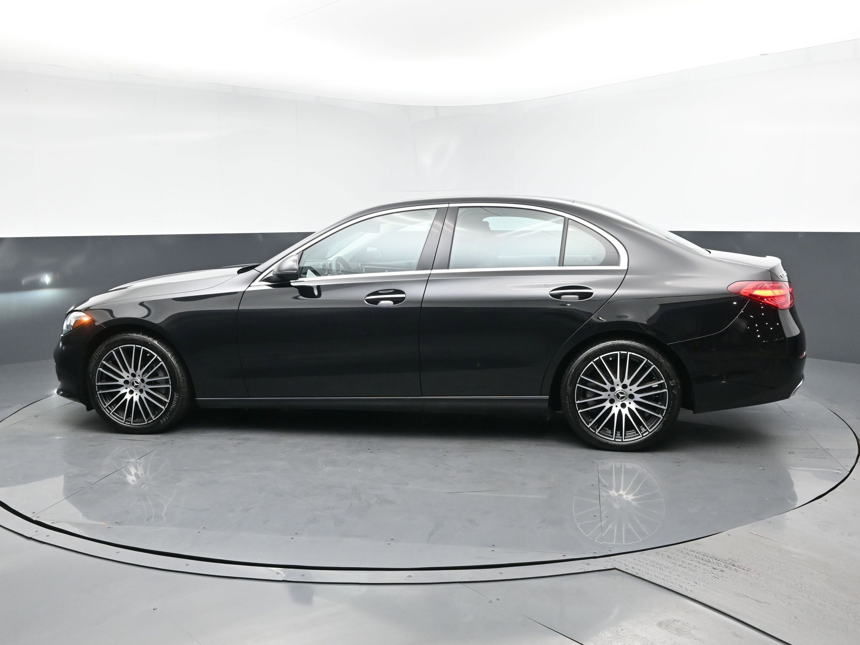 Used 2023 Black Mercedes-Benz C 300 image 4
