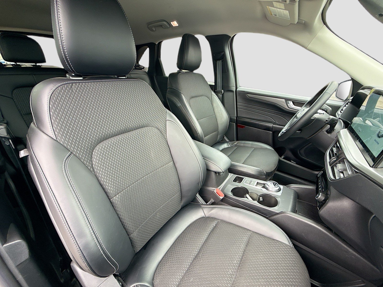 2025 Ford Escape Plug-in hybrid PHEV - Photo 28