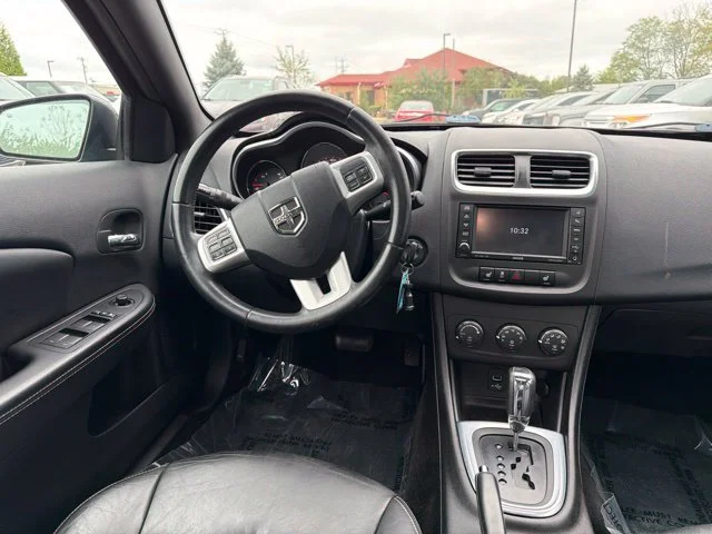 Used 2013 Black Dodge SXT image 8