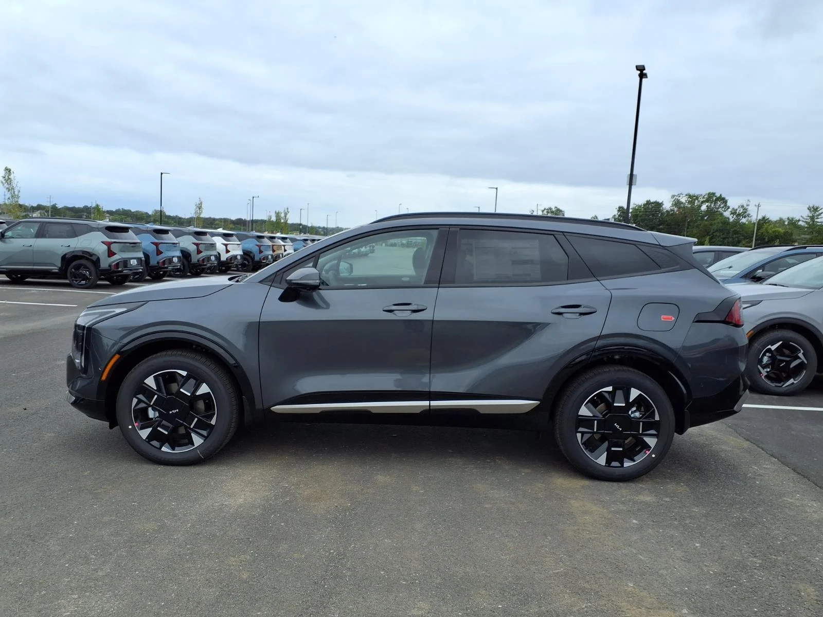 New 2027 Gravity Gray Kia SX Prestige image 18