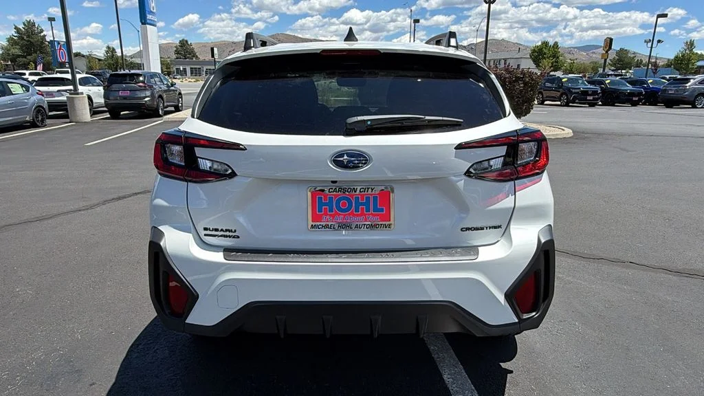 New 2026 CRYSTAL WHITE PEARL Subaru Premium image 4