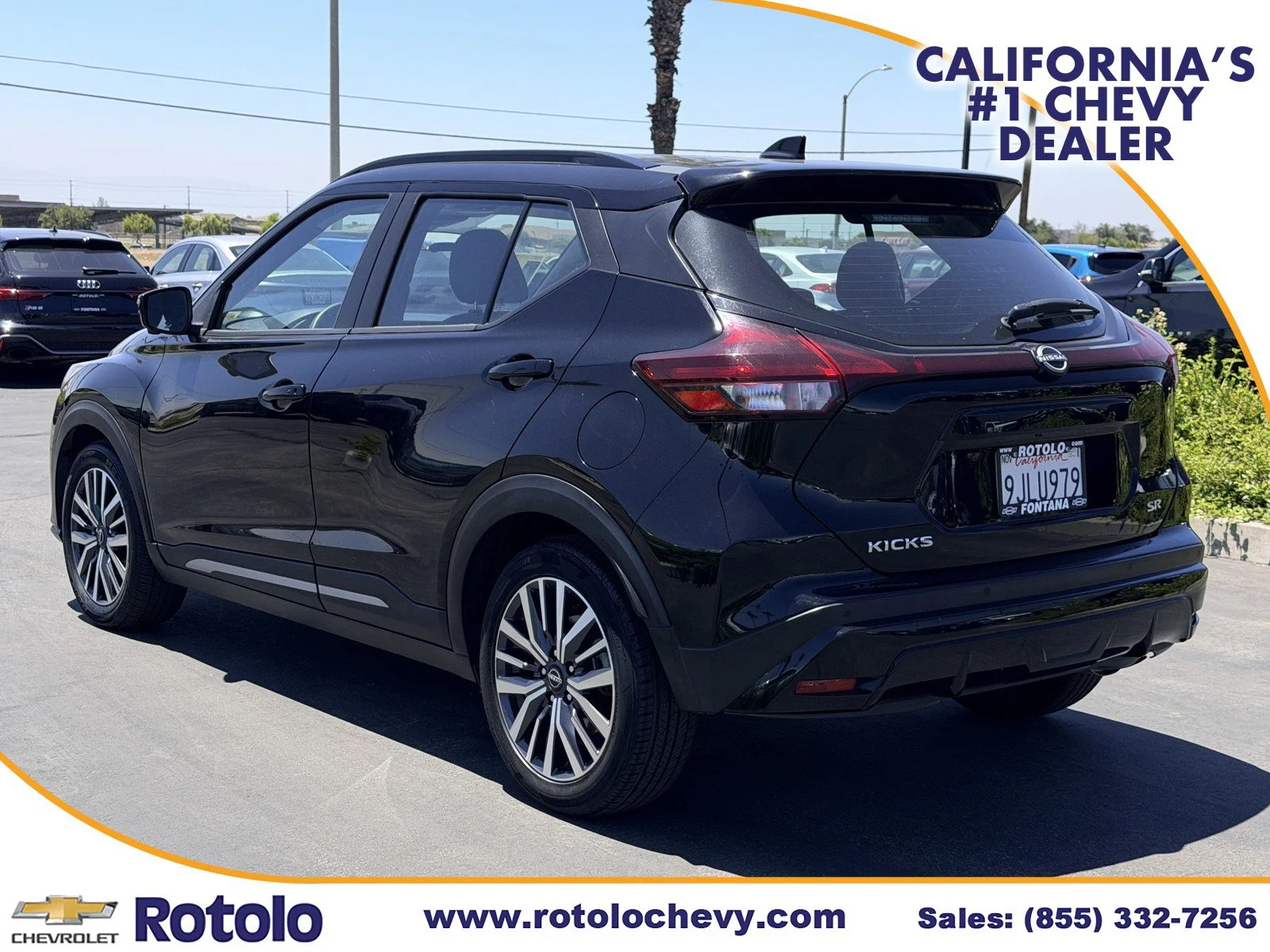 Used 2024 Super Black Nissan SR image 4