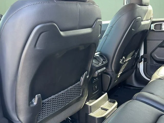 2025 Jeep Wrangler 4-Door Sahara - Photo 23