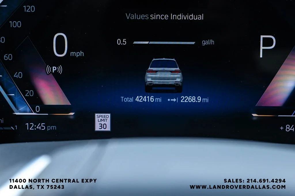 Used 2023 Mineral White Metallic BMW xDrive40i image 21