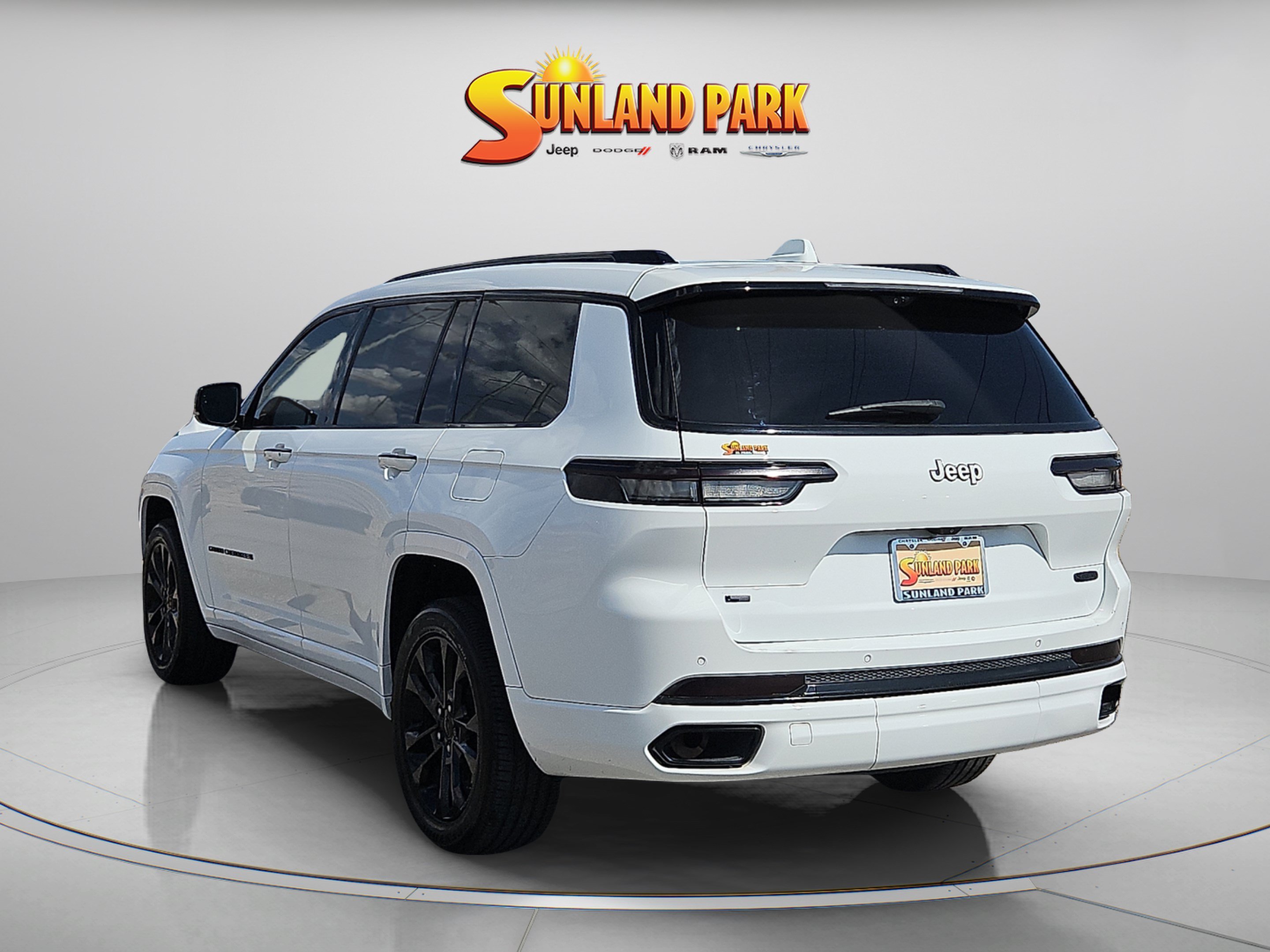 Used 2021 Bright White Clearcoat Jeep Overland image 4