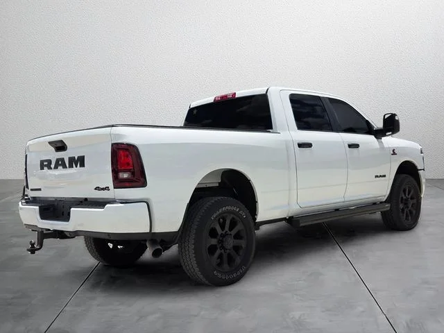 Used 2025 White Ram Big Horn image 4