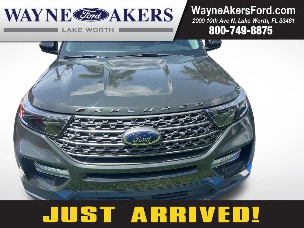 2023 Ford Explorer XLT RWD's photo