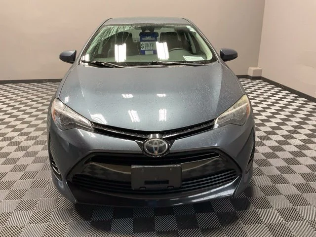 Used 2018 Gray Toyota LE image 4