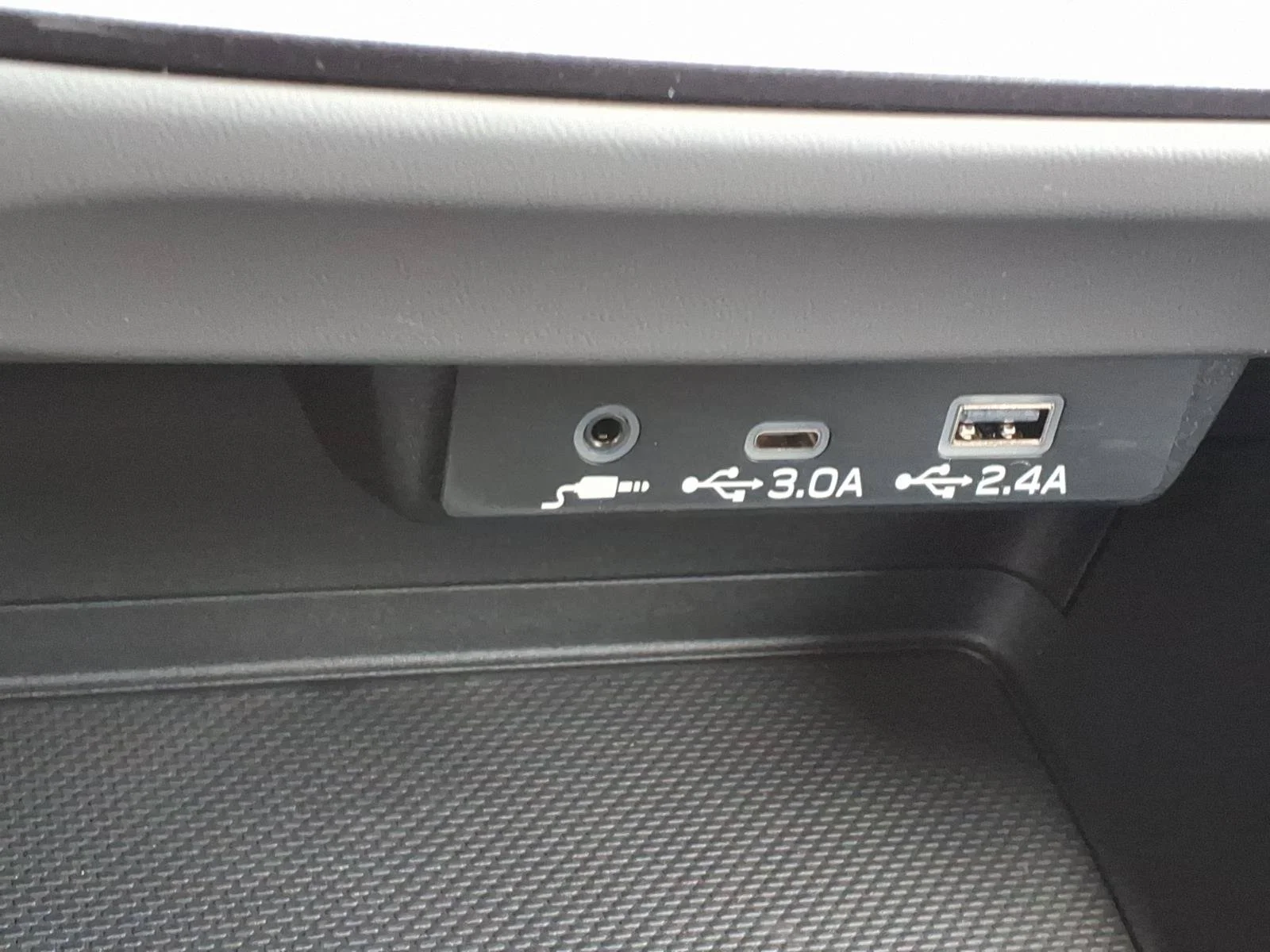 New 2027 CRYSTAL BLACK SILICA Subaru Premium image 12