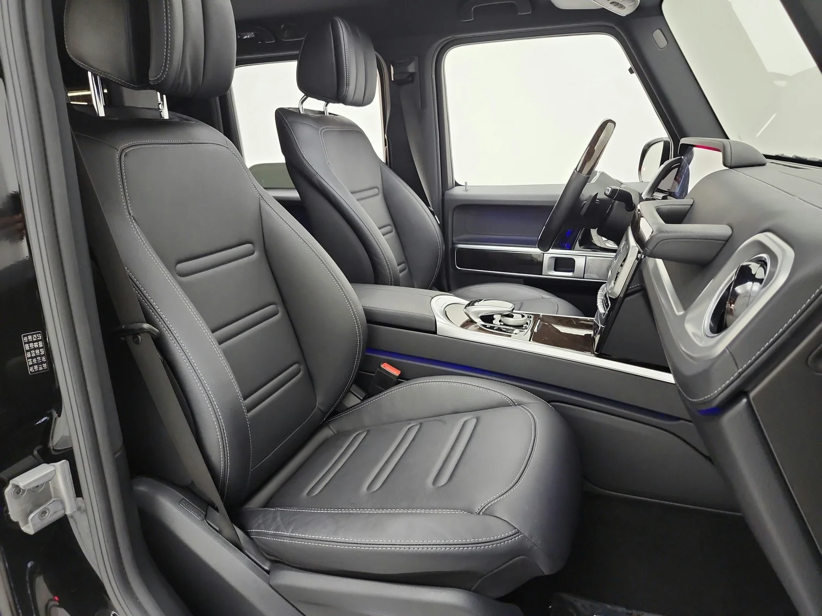 Certified Used 2021 Obsidian Black Metallic Mercedes-Benz G 550 4MATIC® SUV image 22