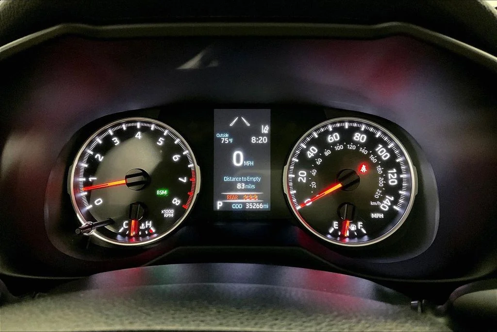 Used 2022 Blue Toyota XLE Premium image 24