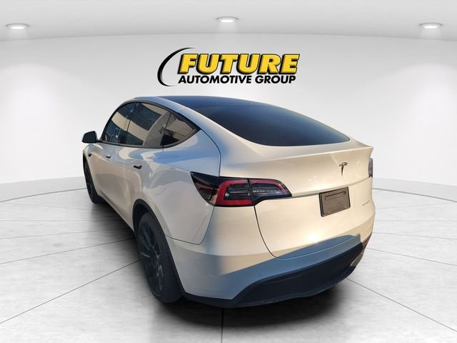 Used 2020  Tesla Long Range image 4