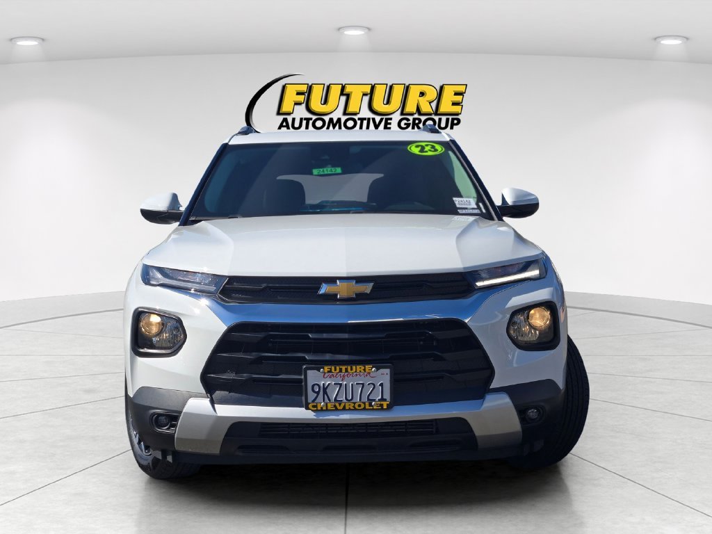 Used 2023 White Chevrolet LT image 2