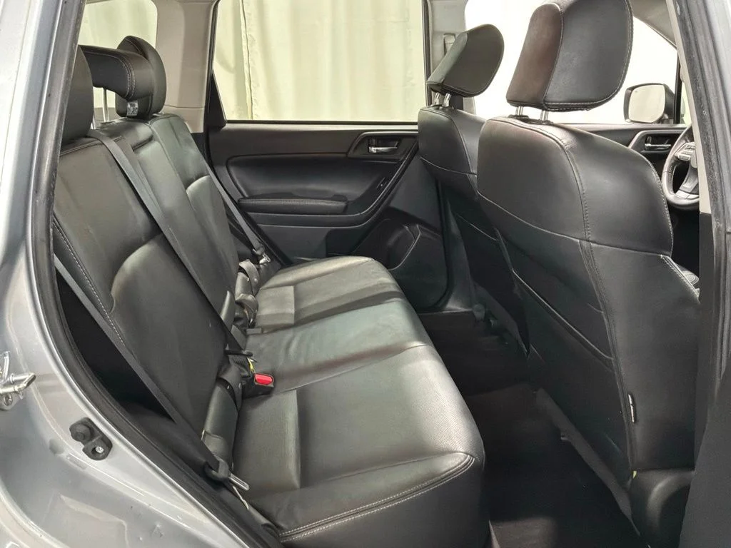 Used 2015 Ice Silver Metallic Subaru 2.5i Limited image 26