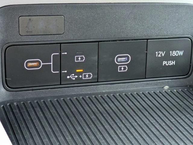 Used 2024 Red Hyundai SEL image 21