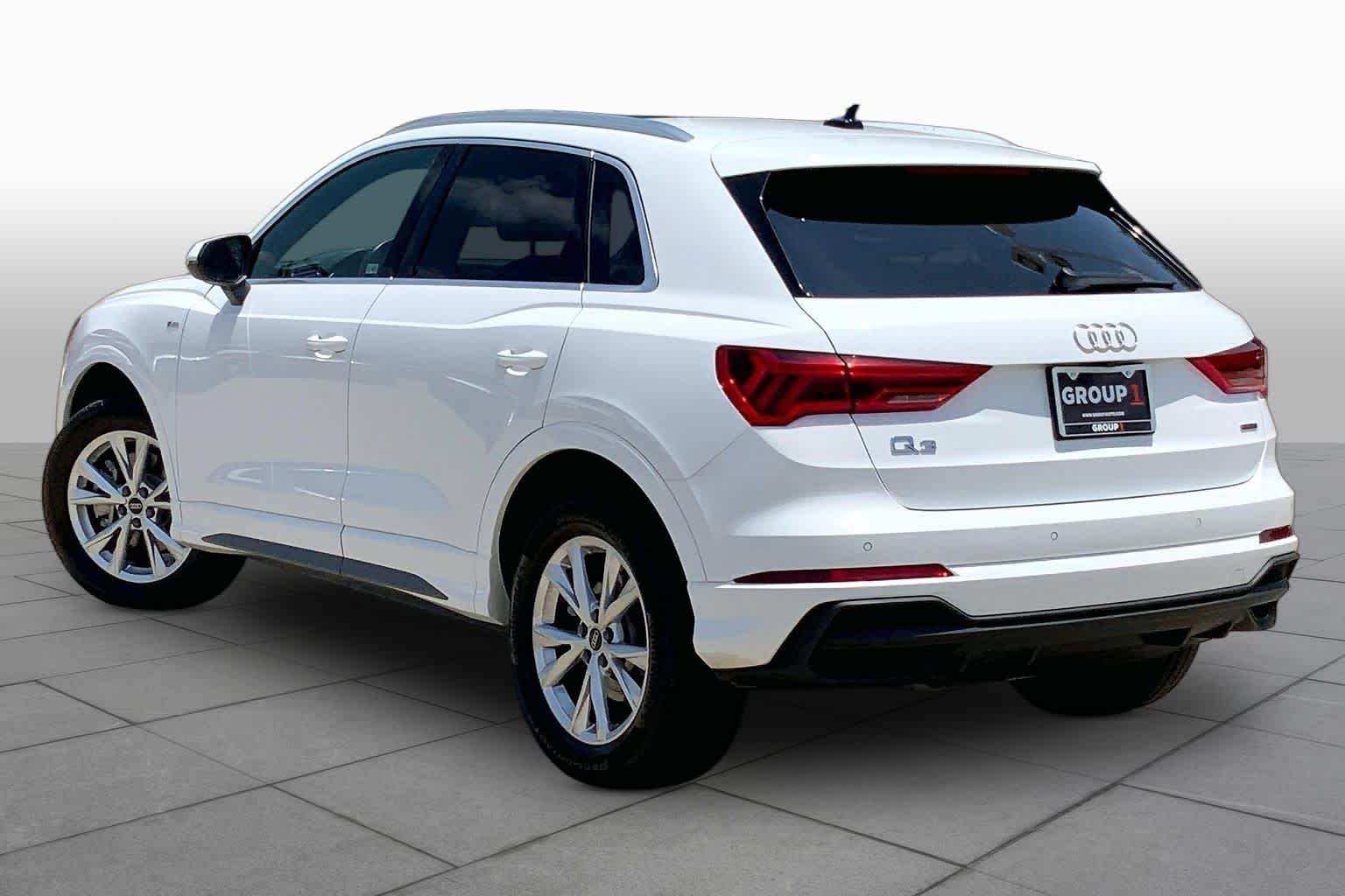 Used 2025 Arkona White Audi S line Premium image 12