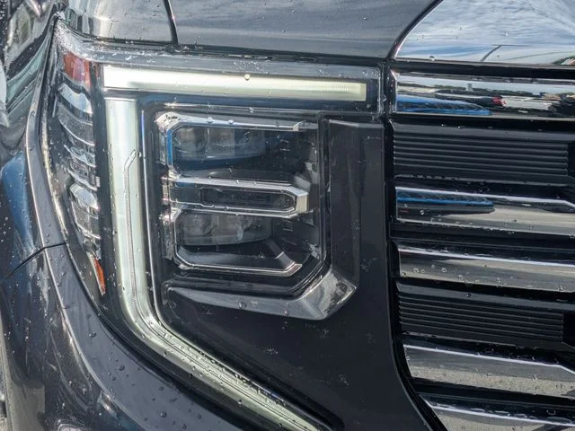 Used 2024 Silver GMC SLT image 10