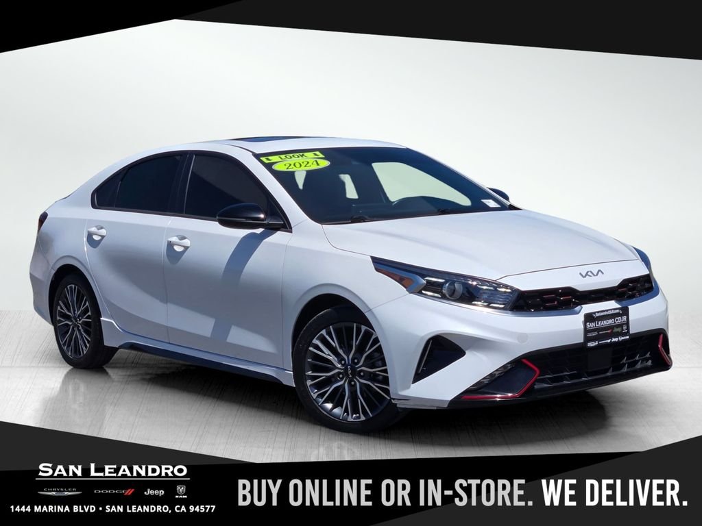 2024 Kia Forte GT-Line AT's photo