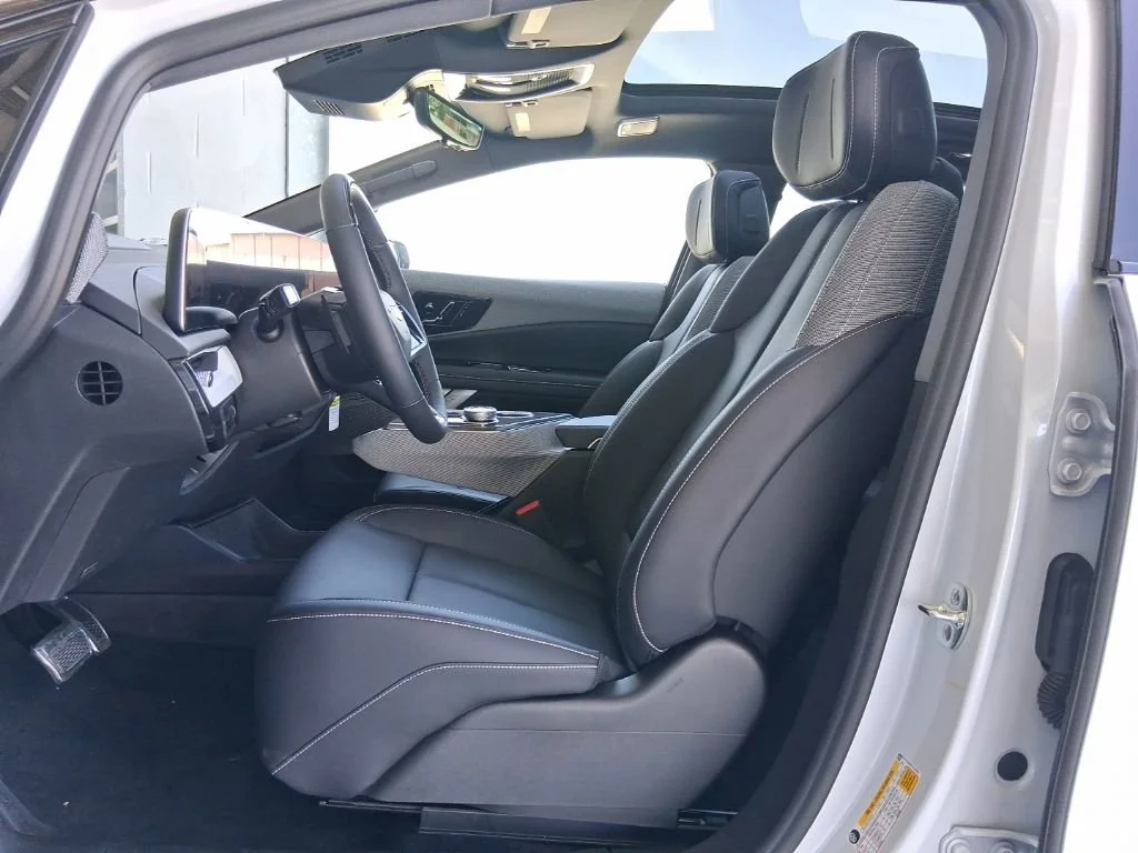 2026 Cadillac OPTIQ Sport - Photo 22