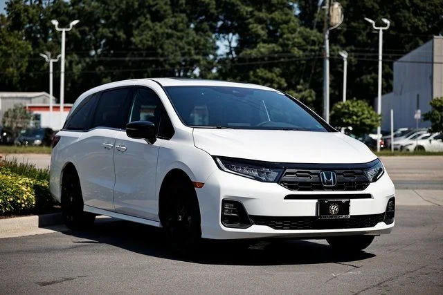 New 2026 Platinum White Pearl Honda Sport-L image 20