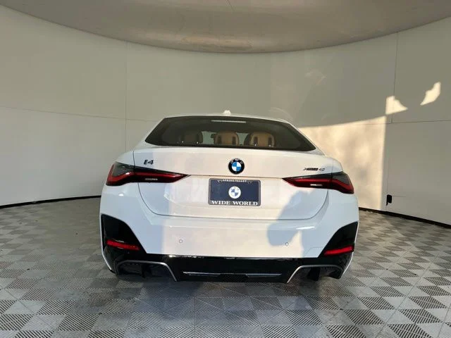New 2026 White BMW xDrive40 image 6