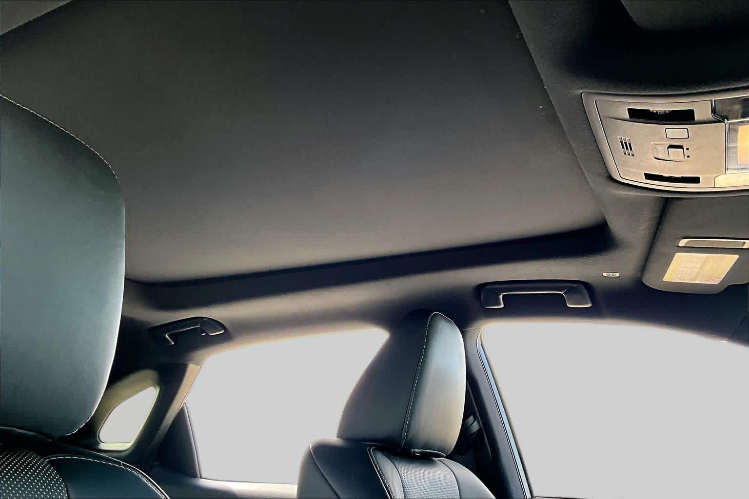 Used 2017 Atomic Silver Lexus  image 14